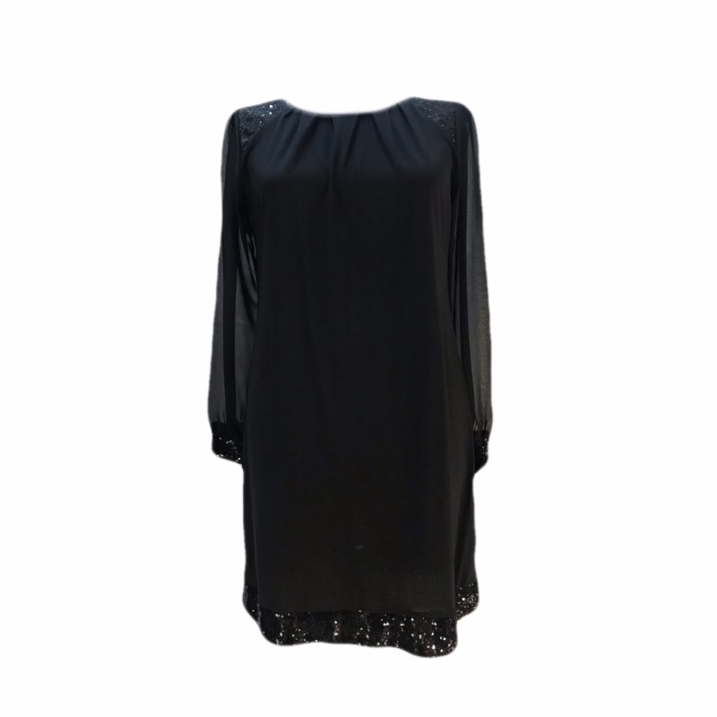 Rochie cu maneca, Carla